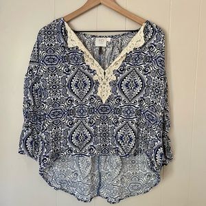 Anthropologie HD in Paris blouse